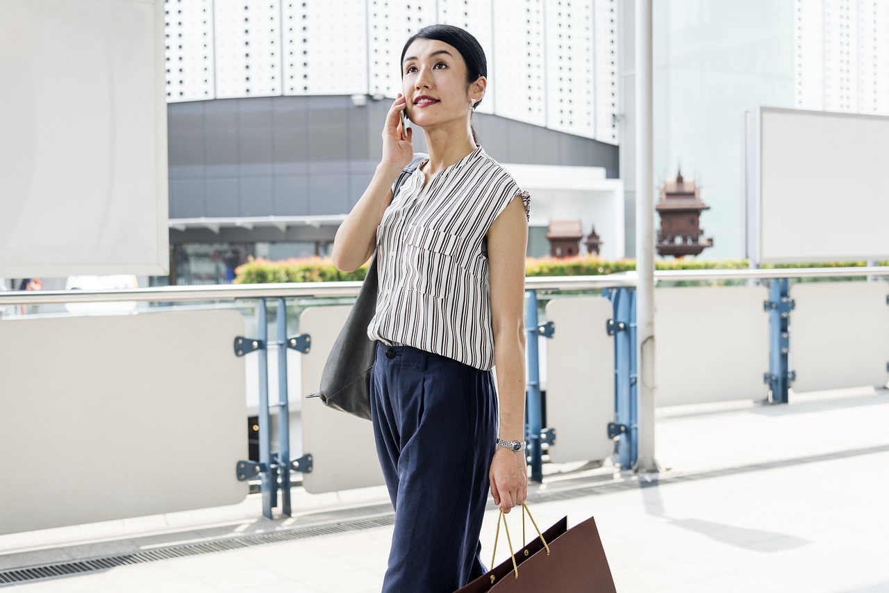 探索最新時(shí)尚潮流，2016年新款男包的世界