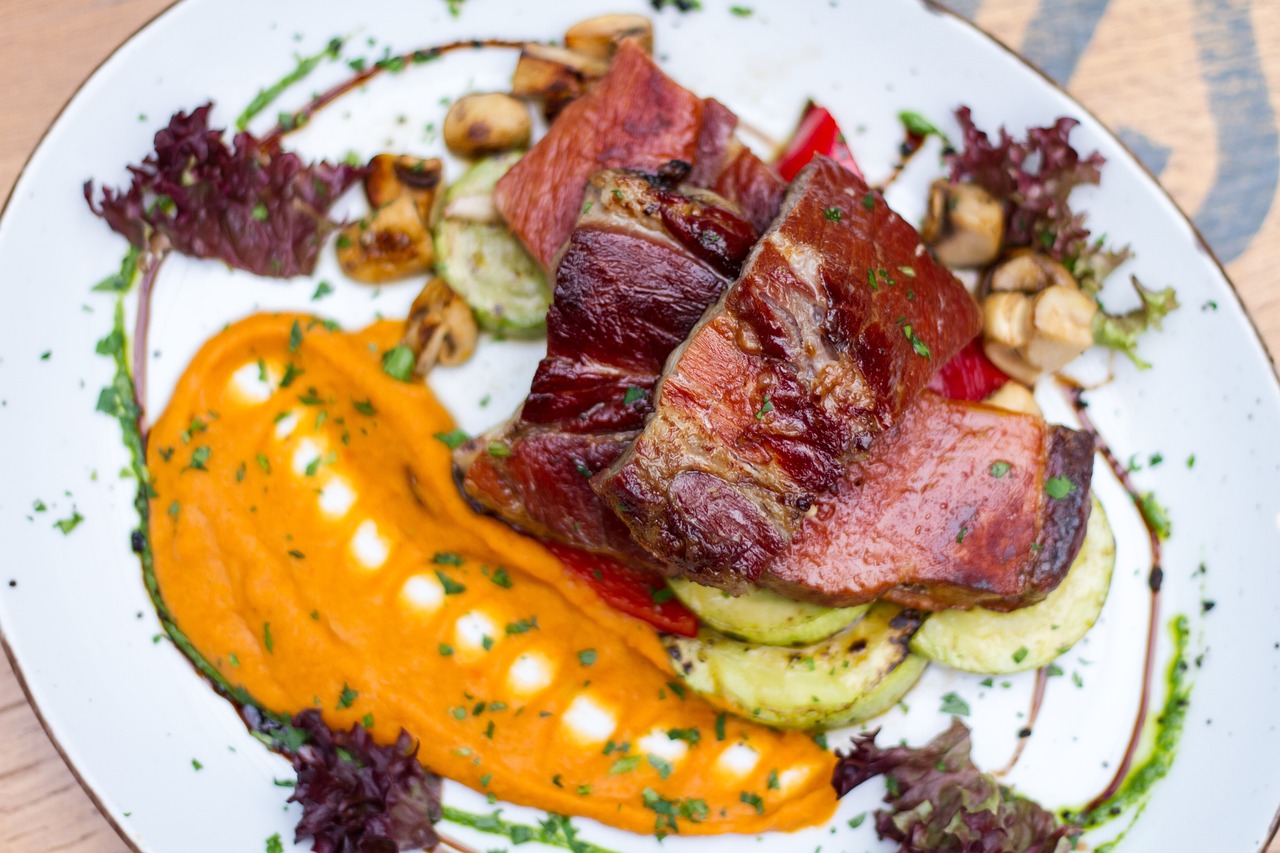 探索美食藝術(shù)，最新魚造型創(chuàng)新菜，無限可能的味覺盛宴