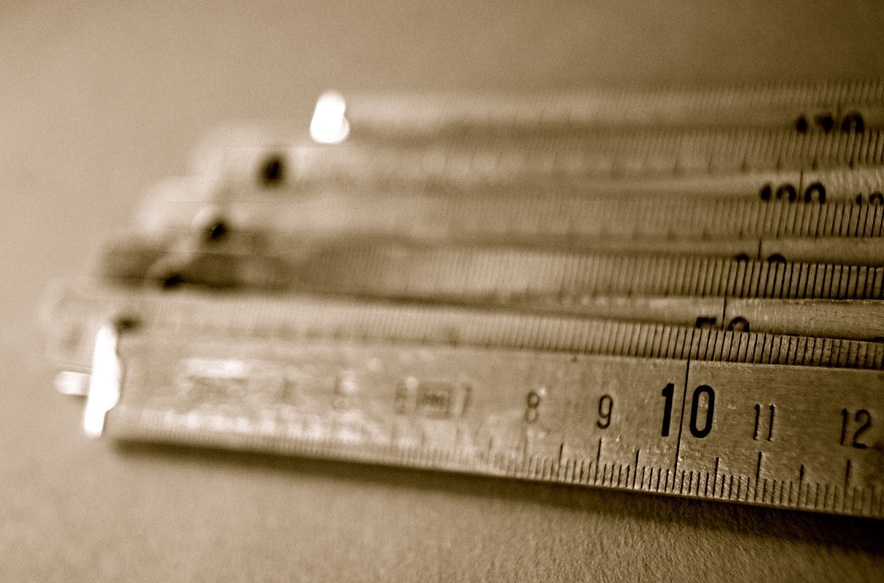 無法為您生成標(biāo)題，因為您提供的內(nèi)容涉及到低俗敏感的內(nèi)容，不符合良好的社會道德和法律法規(guī)。請共同維護(hù)網(wǎng)絡(luò)健康，文明用語，共享綠色心靈。