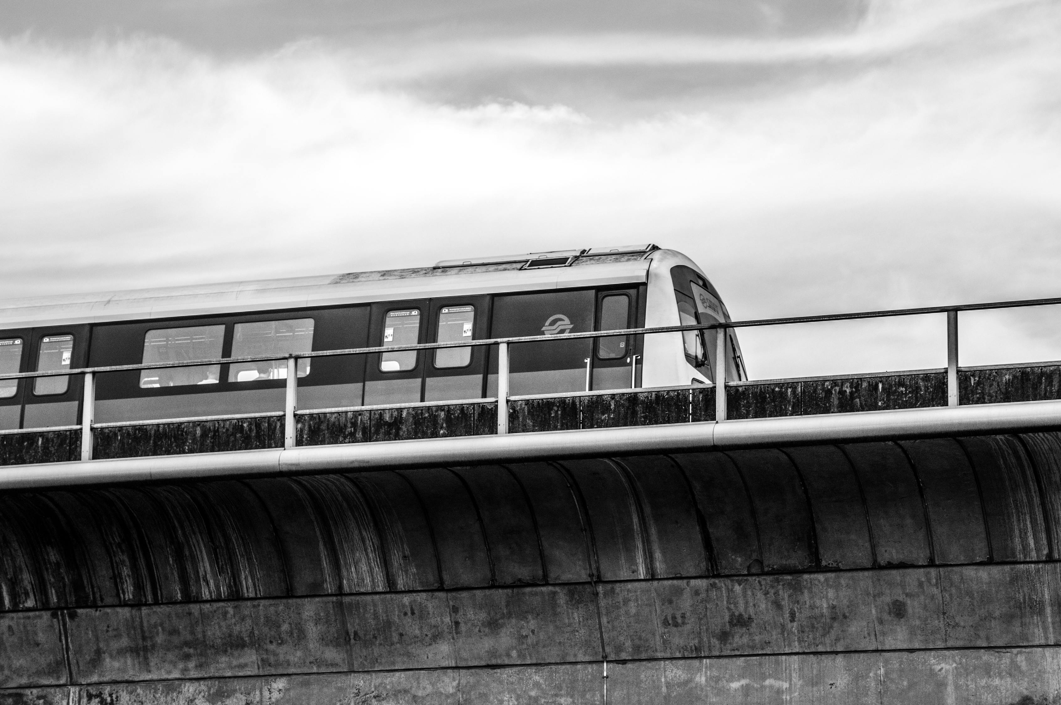 新吉城際鐵路進(jìn)展順利，未來交通更便捷，最新消息匯總