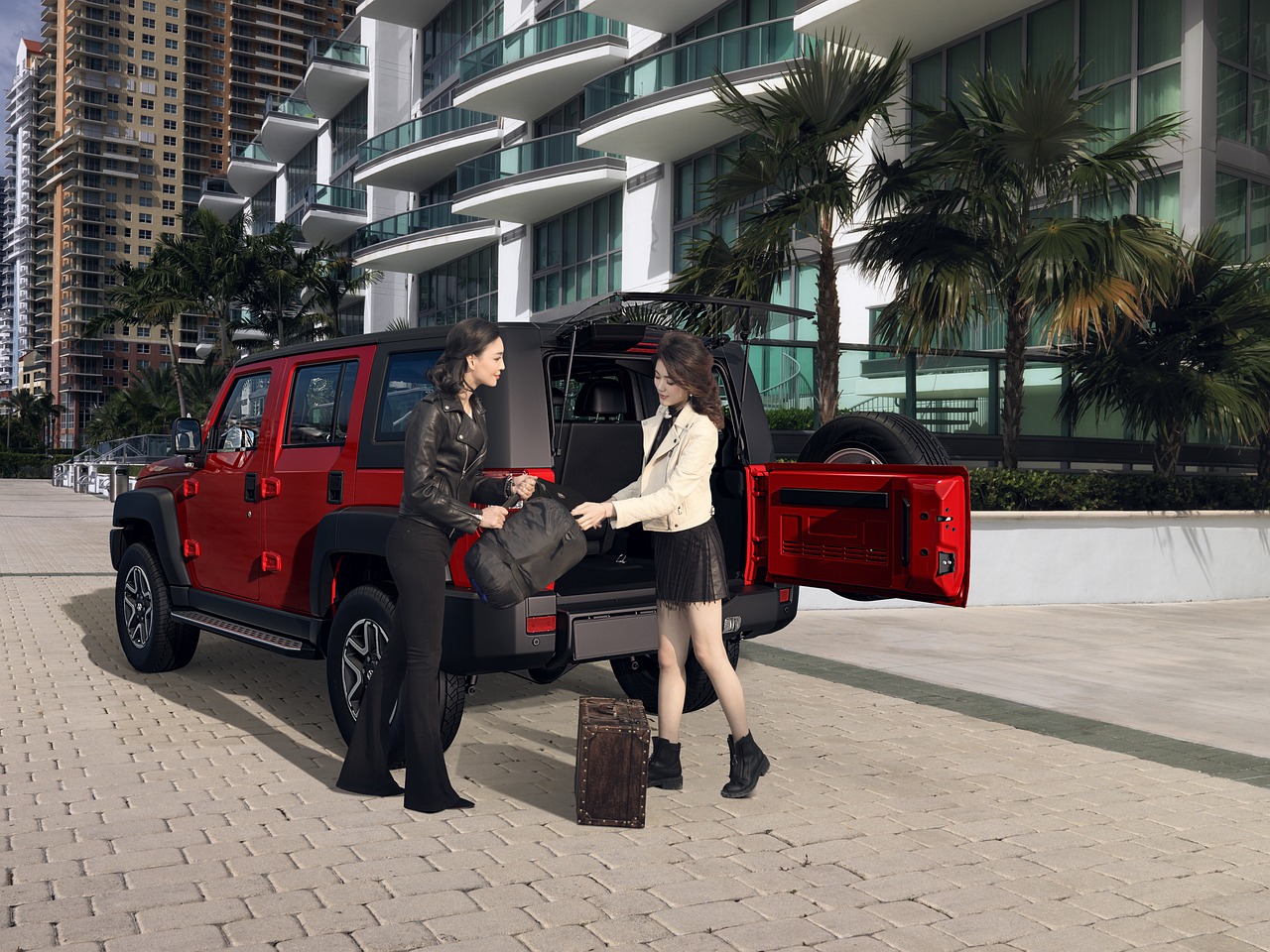 北京BJ40L最新越野視頻，強(qiáng)悍性能與獨(dú)特魅力展現(xiàn)