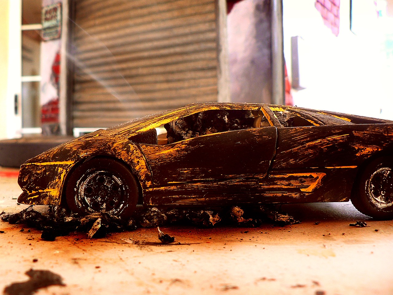 上海最新交通事故引發(fā)關(guān)注，城市交通安全面臨嚴(yán)峻挑戰(zhàn)