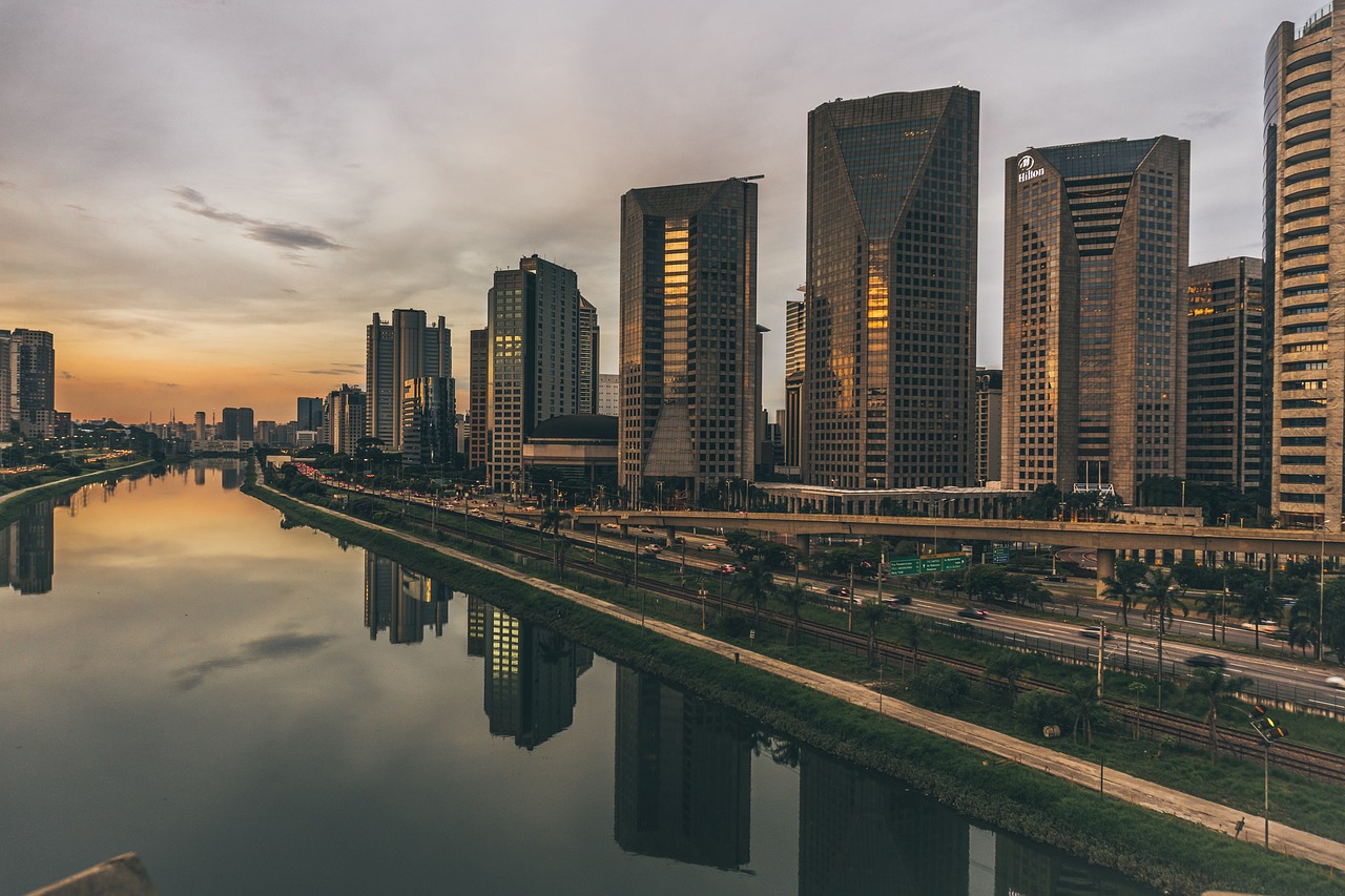 中國(guó)沿海高鐵建設(shè)進(jìn)展迅速，未來(lái)可期，最新消息匯總