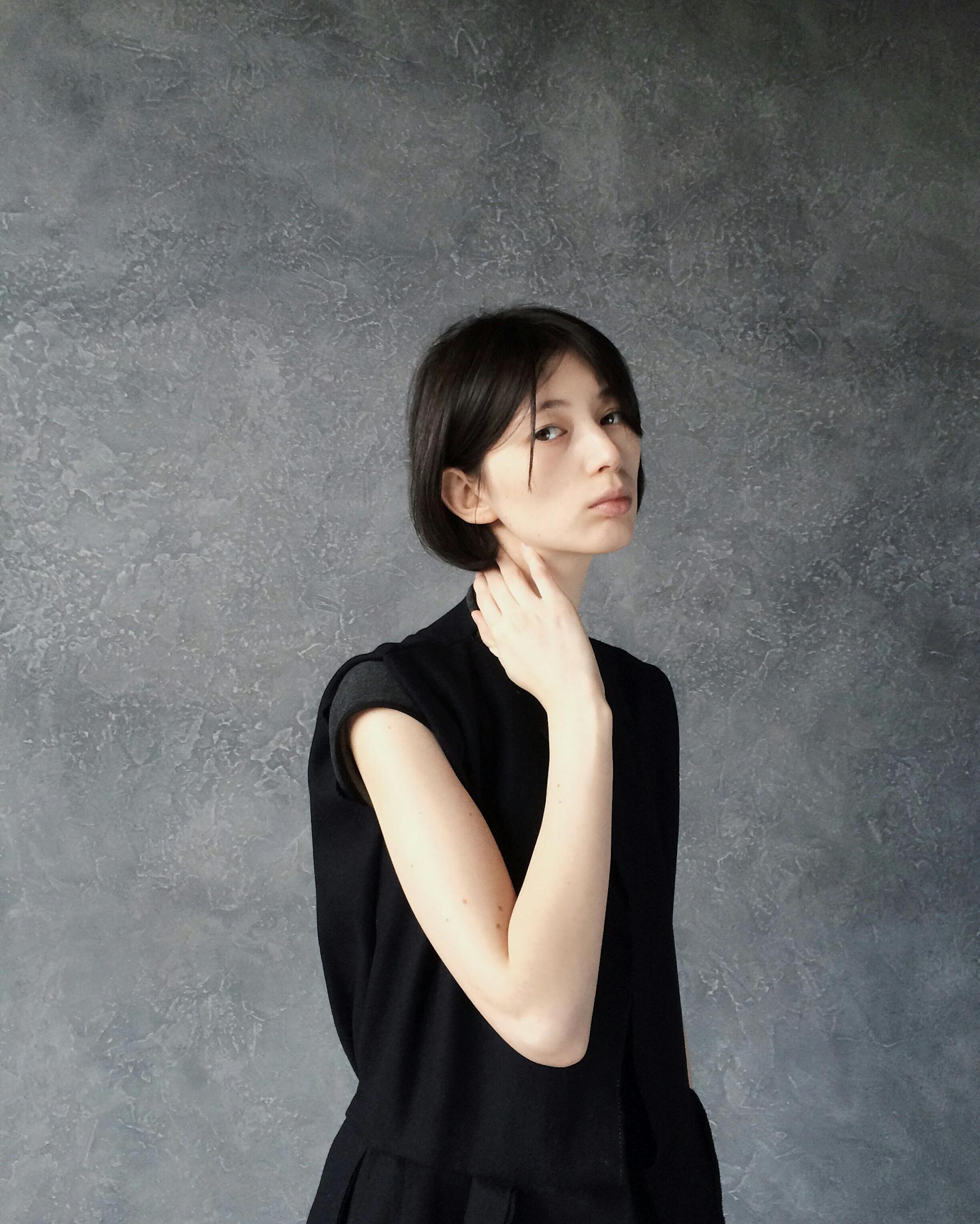 探索時(shí)尚前沿，2017年女性短發(fā)流行趨勢(shì)與發(fā)型設(shè)計(jì)