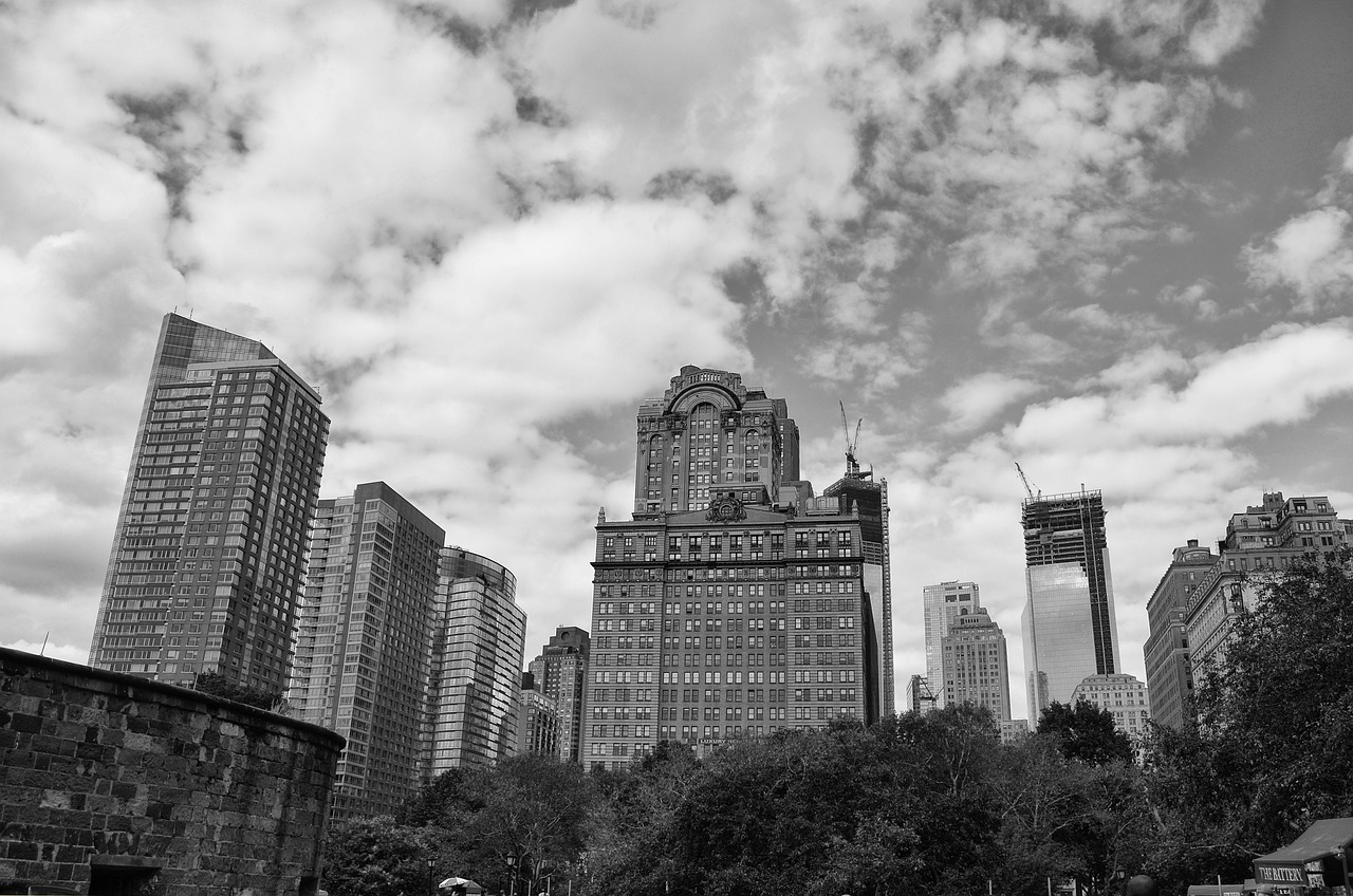 中國深度財經(jīng)最新一期，深度解讀中國經(jīng)濟脈絡(luò)