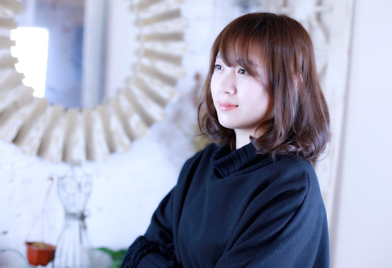 周冬雨最新發(fā)型DIY教程與時(shí)尚指南，輕松打造魅力發(fā)型！