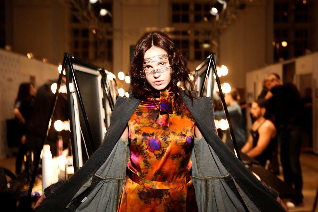 最新秧歌服裝，展現(xiàn)傳統(tǒng)魅力的時尚之選，引領(lǐng)秧歌時尚潮流