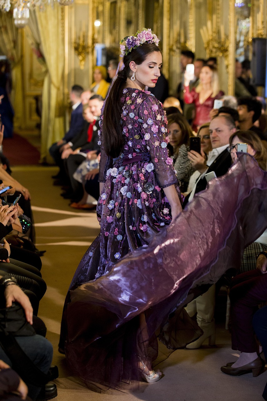 最新頭像發(fā)布，探索時(shí)尚潮流的無限魅力