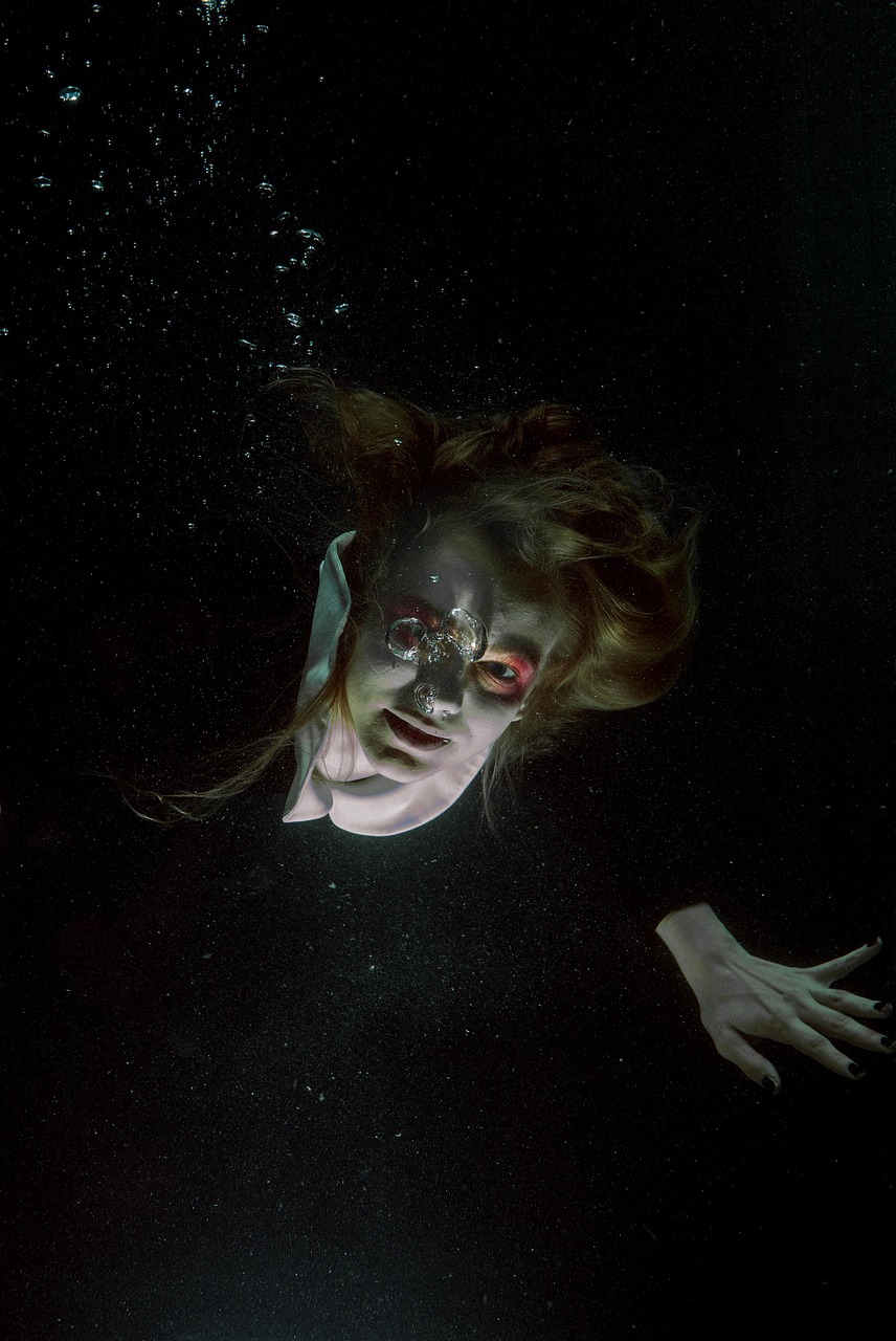 荒島求生，生存與勇氣的挑戰(zhàn)小說